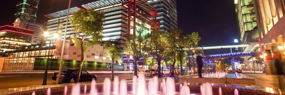 Lighting in the city